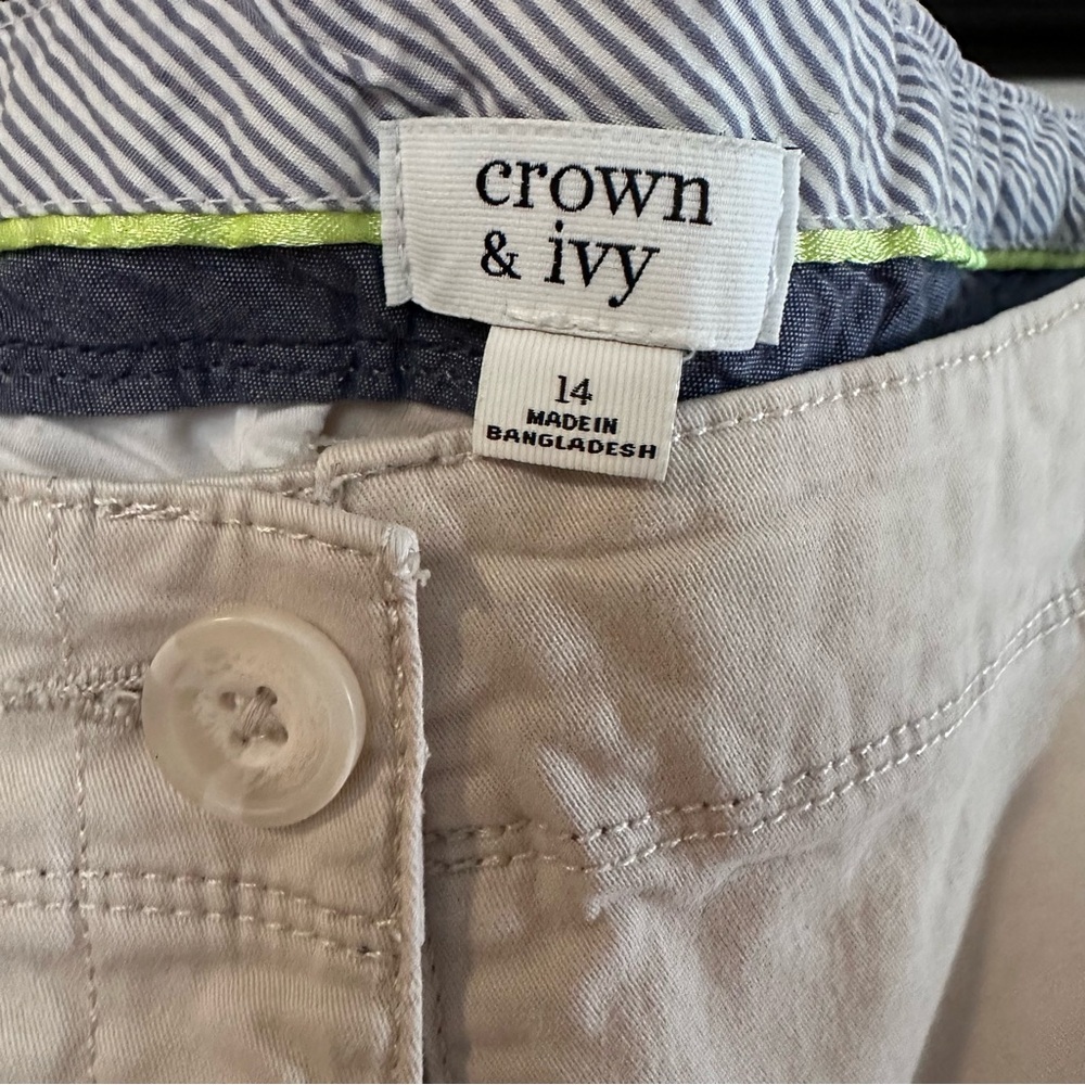 crown & ivy light khaki capris with button front